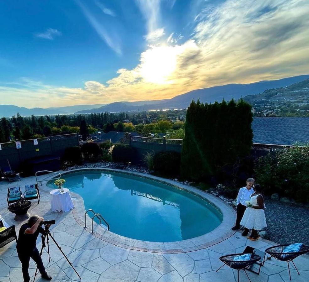 קלונה A Vista Villa Couples Retreat מראה חיצוני תמונה