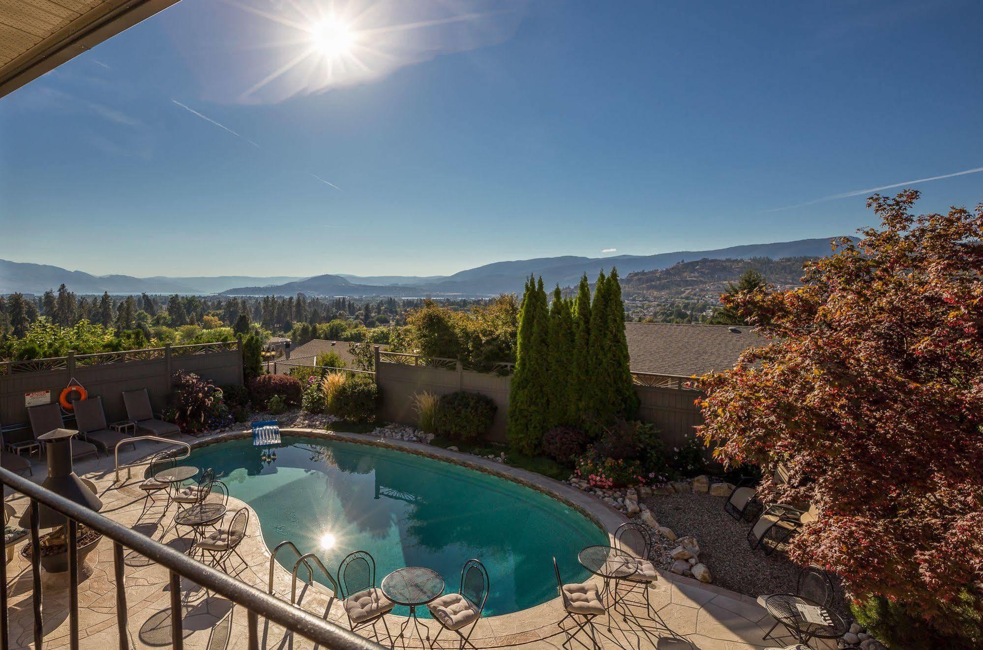 קלונה A Vista Villa Couples Retreat מראה חיצוני תמונה